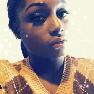 Meet your Posher, Holly